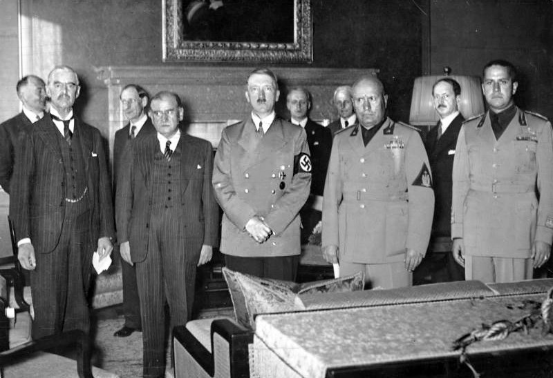 Dějiny národa Českého - KDYŽ NÁS OPUSTILI PŘÁTELÉ - MNICHOV 1939